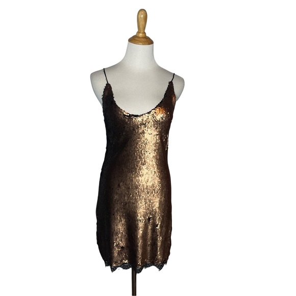 Last Chance….Free People Seeing Double Metallic Sequin Slip Dress xs - Picture 4 of 15